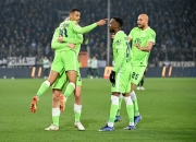 九游官网-沃尔夫斯堡全队配合默契，打败对手