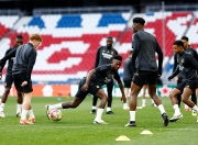 九游官方登录入口-关于拜仁主场告捷，欧冠锦标争夺竞争激烈的信息