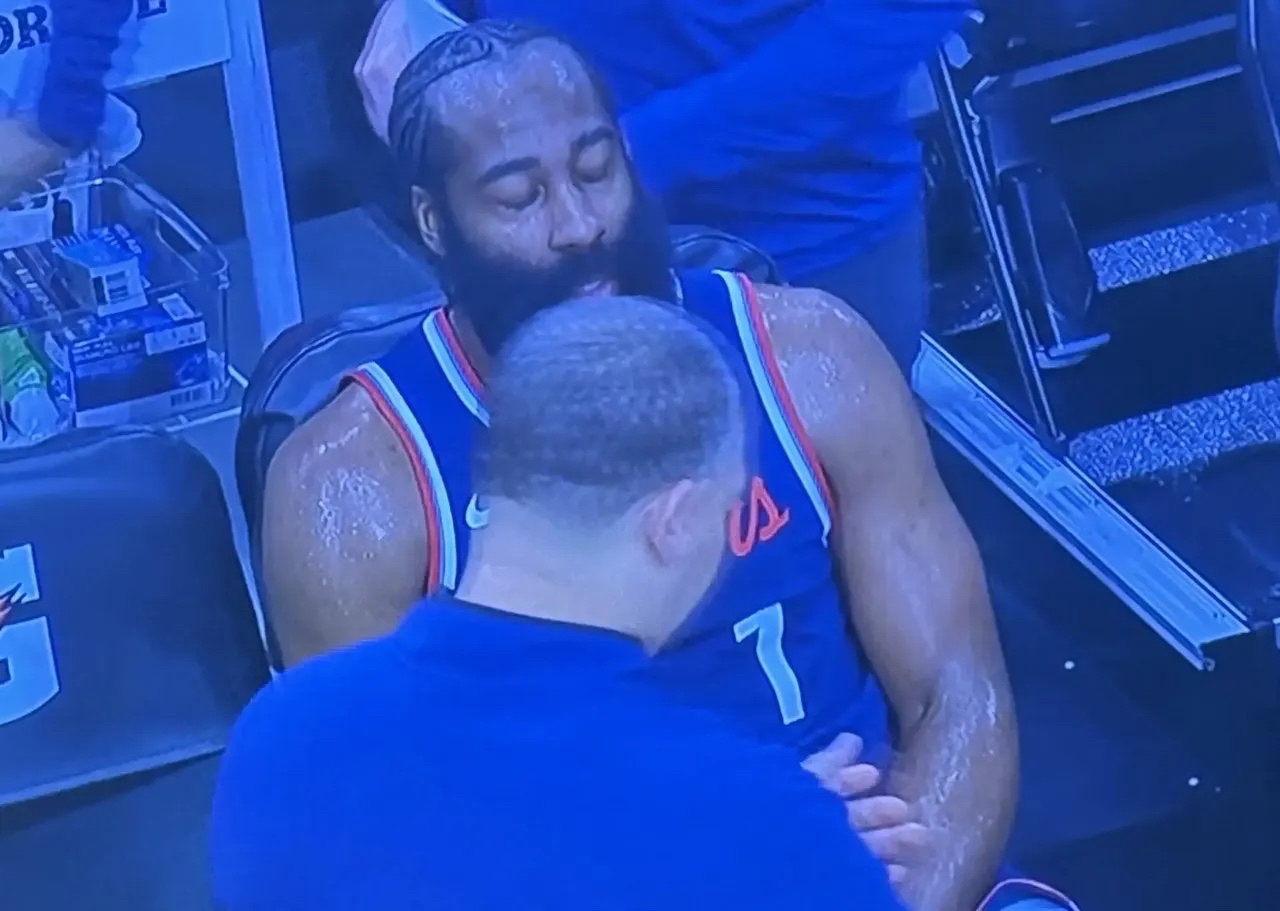 NBA格里芬再遭伤病困扰火箭戈登调整的简单介绍