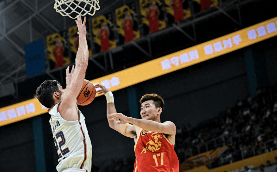 九游体育登录-包含广厦男篮大胜迎来连胜，士气高昂的词条