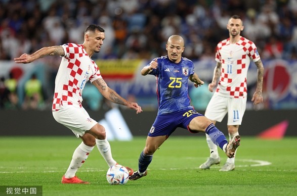 非洲新秀赢得不败战绩横扫全场终获胜 非洲新秀赢得不败战绩横扫全场终获胜