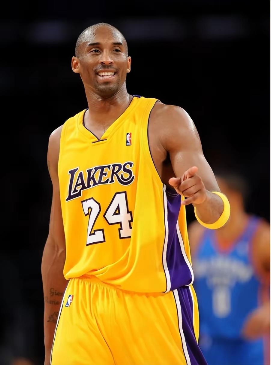 包含篮球明星再添新秀，男篮队备战壮大篮球运动实力的词条