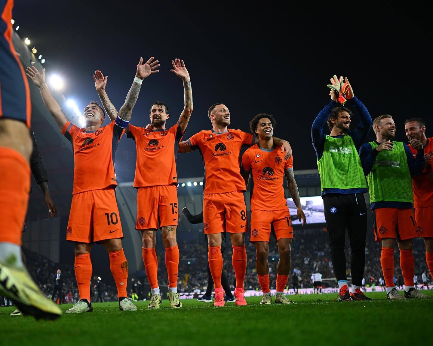 关于意甲赛场上再现绝杀一幕，球迷热血沸腾的信息