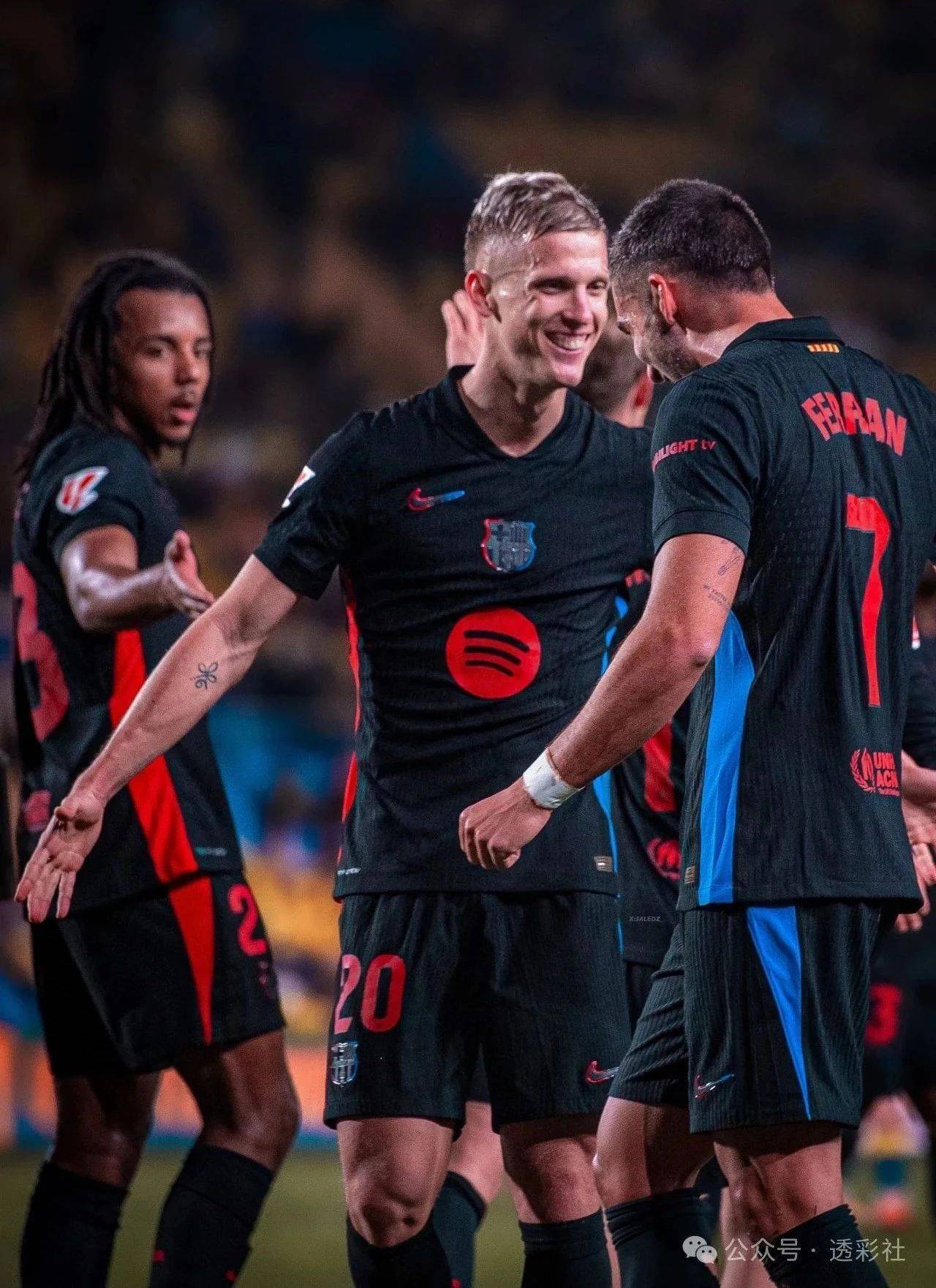 亚眠队大获全胜,法国足球联赛冲刺冠军 亚眠队大获全胜,法国足球联赛冲刺冠军